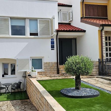 Kadenca Apartment Umag Exterior foto
